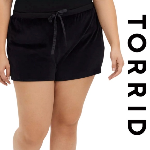 Torrid Black Micro Polar Fleece Drawstring Sleep Short - Deep Black - Size 1X - Picture 1 of 10
